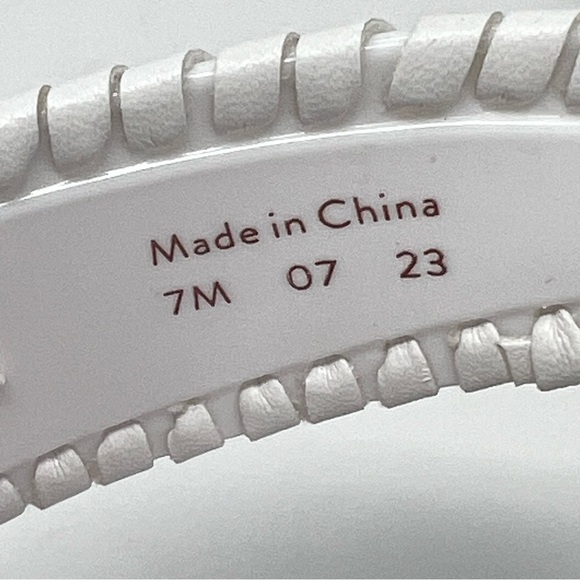 Jack Rogers White Floral Sandals - Picture 8 of 8